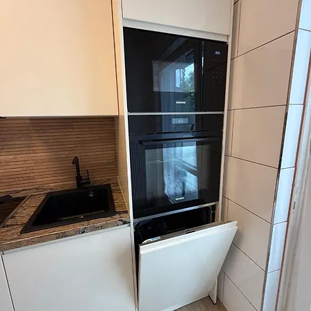 Downtown Apartment *